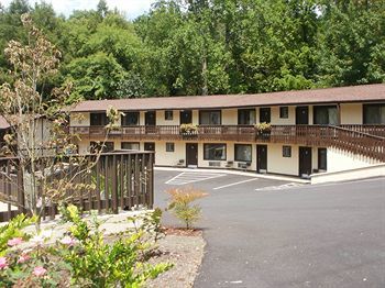 Hotel Brookside Resort By Fairbridge