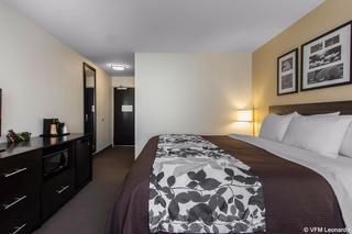 Hotel Sleep Inn & Suites
