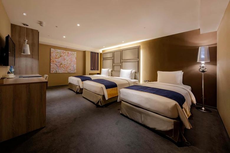 Green World Hotels Zhongxiao