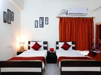 Aparthotel Nirmalvilla Service Apartments