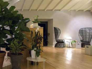 Hostal Tal� Restaurant&suite