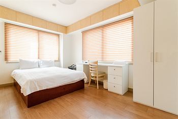 Aparthotel Blooming House Residence
