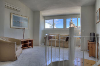 Apartamentos Mariano De Cavia