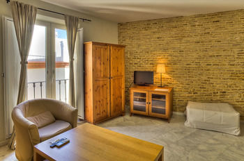 Apartamentos Mariano De Cavia