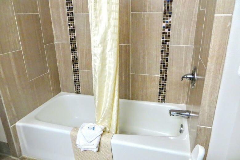 Hotel Guest House Inn & Extended Stay