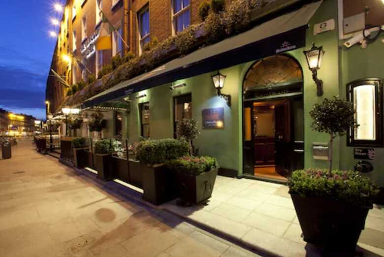 Harcourt Hotel