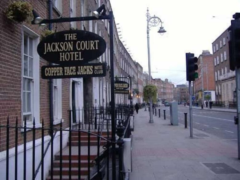 Hotel Jackson Court