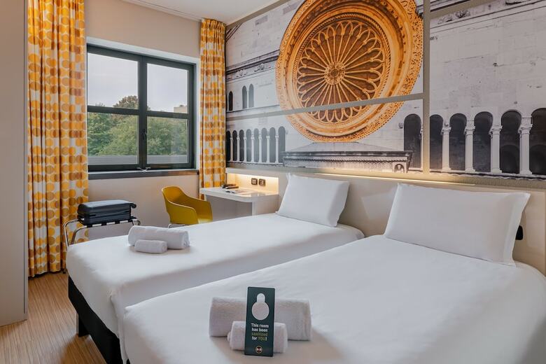 Hotel Ibis
