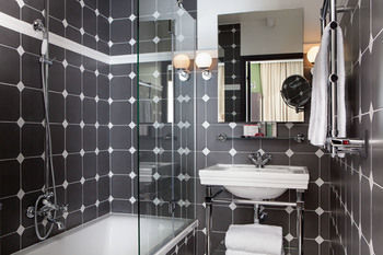 Hotel H�tel Monsieur