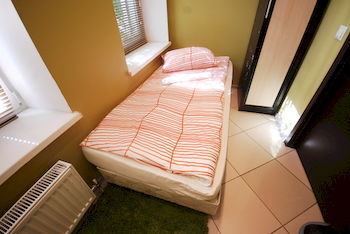 Albergue Landmark City Hotel