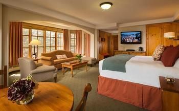 Hotel The Pines Lodge, A Rockresort
