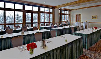 Hotel The Pines Lodge, A Rockresort