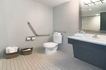 Holiday Inn Express Hotel & Suites Calgary Downtown