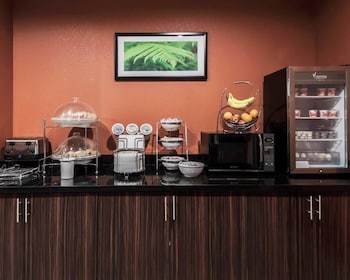 Hotel Sleep Inn & Suites