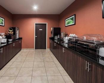Hotel Sleep Inn & Suites