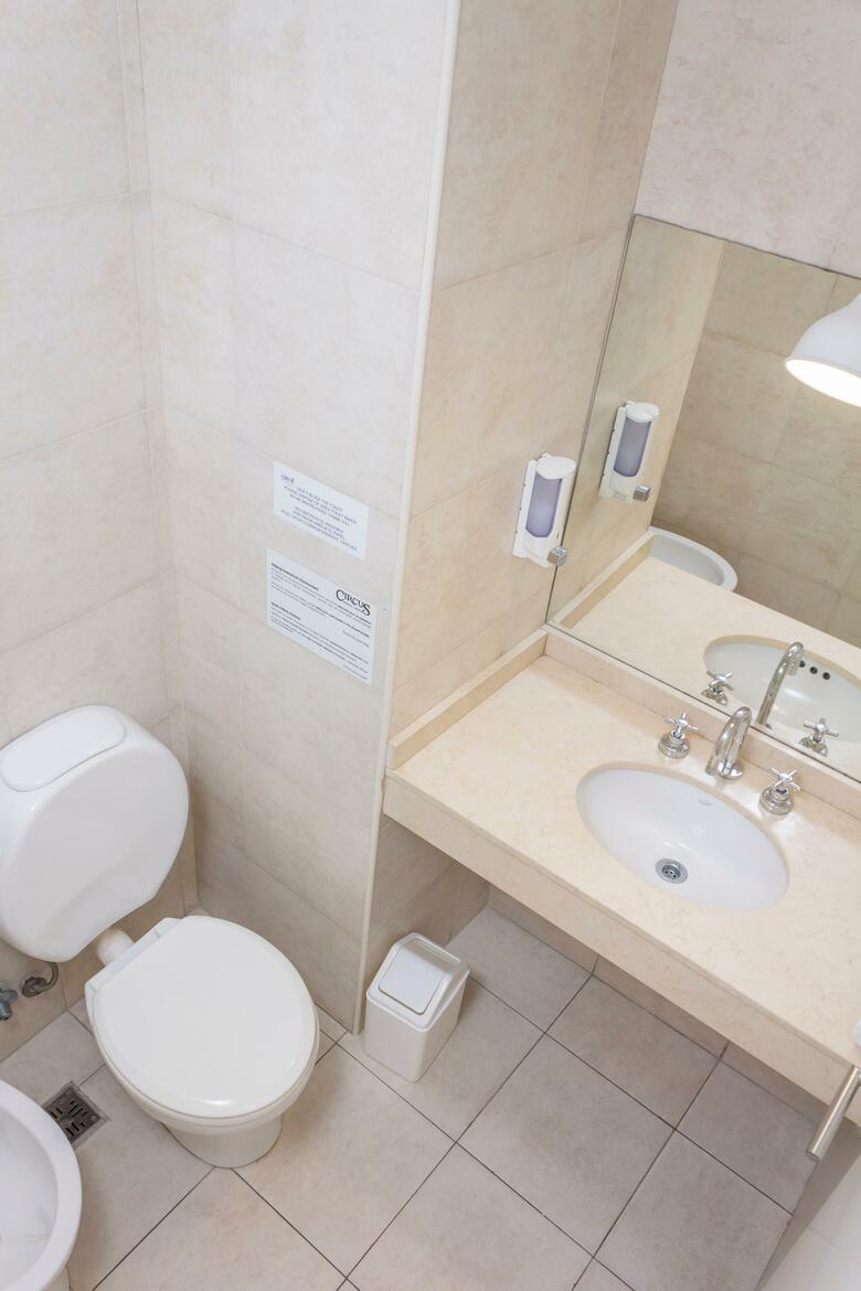 Hostal Circus Hotel & Hostel