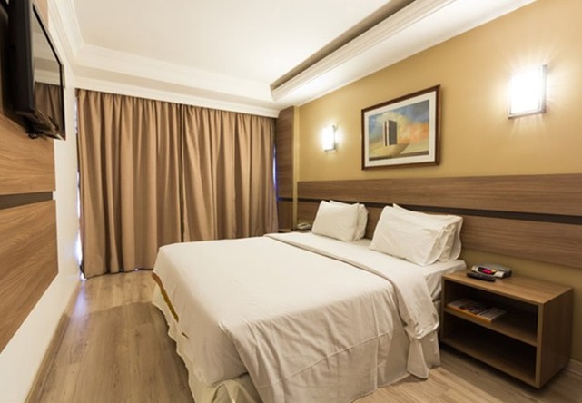 Phen�cia Bittar Hotel