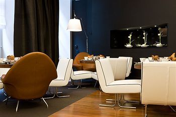 Le Grand Balcon Hotel