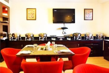 Parkland Hotel Defence Colony