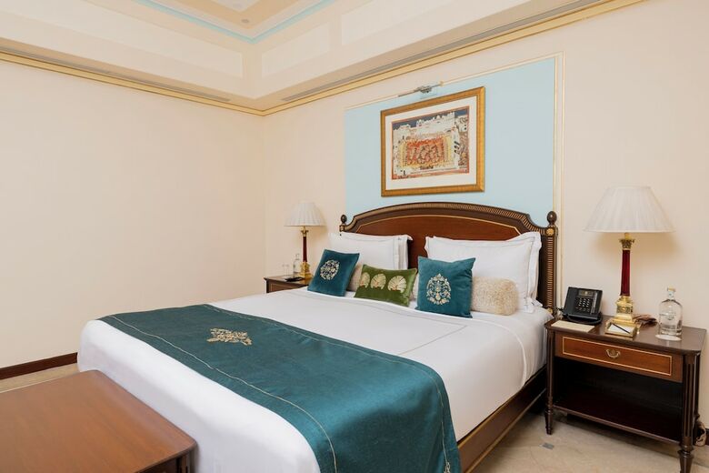Hotel Fateh Prakash Palace