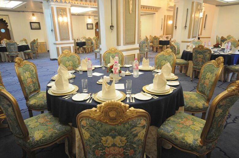 Hotel Fateh Prakash Palace