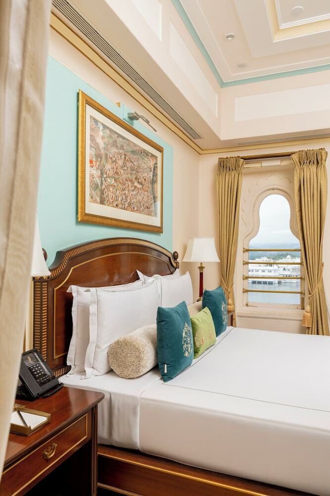 Hotel Fateh Prakash Palace