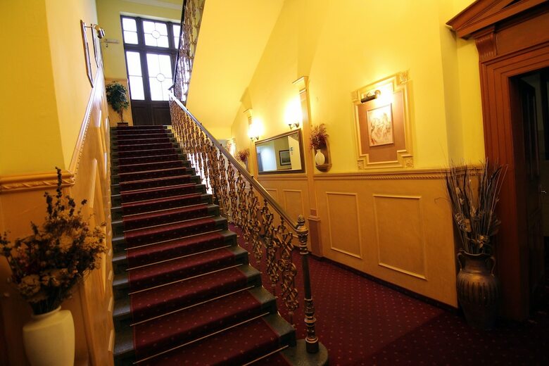 Old Prague Hotel