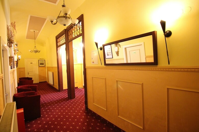 Old Prague Hotel