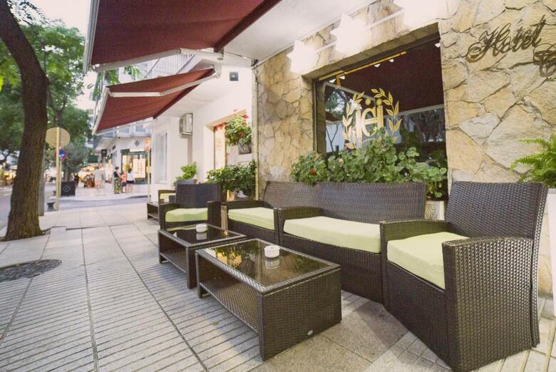 Hotel Medium Claramar