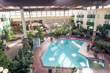 Hotel Baymont Inn & Suites Red Deer
