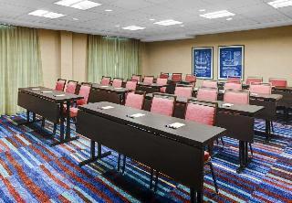Hotel Fairfield Inn & Suites By Marriott Cape Cod Hyannis