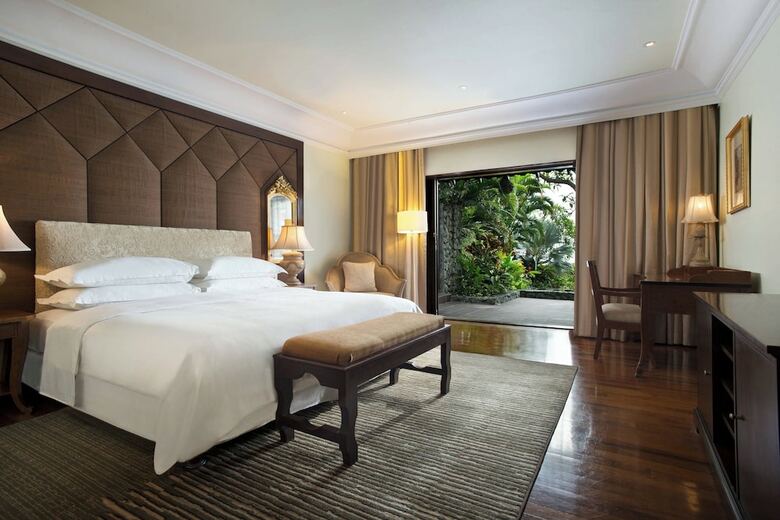 Hotel Sheraton Senggigi Beach Resort