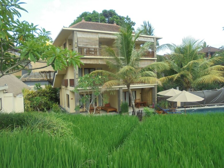 Hotel Biyukukung Suites And Spa