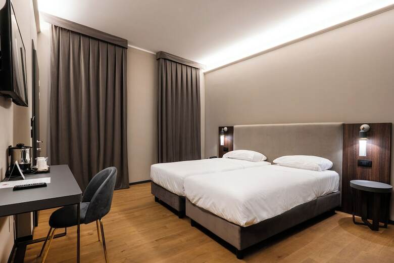 Hotel Touring