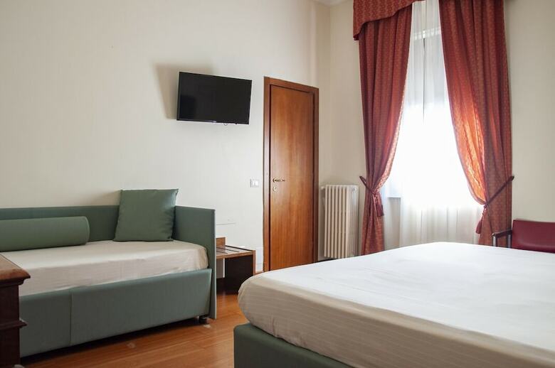 Hotel San Guido