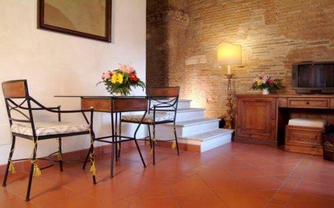 Hotel Domus Sessoriana