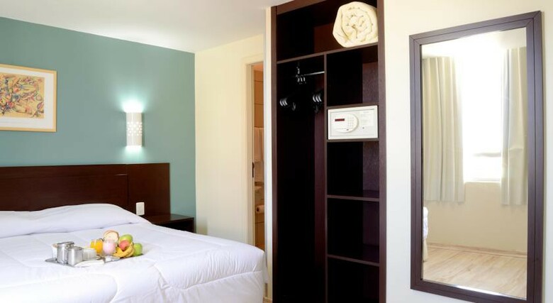 Hotel Coral Tower Trade Center