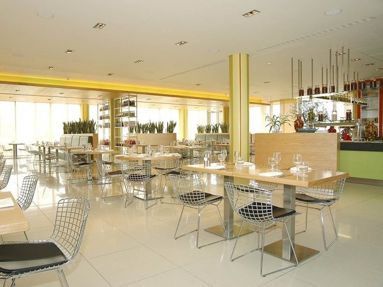 Radisson Blu Hotel London Stansted Airport
