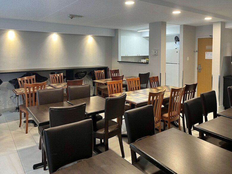 Hotel Comfort Inn Airport