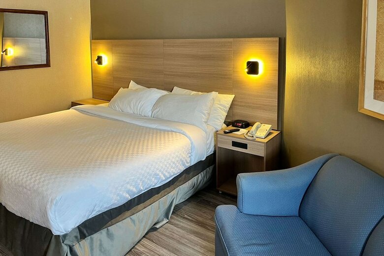 Hotel Comfort Inn Airport