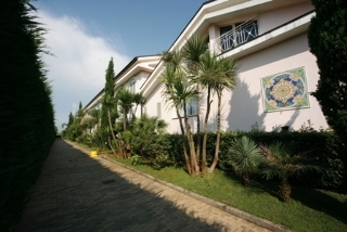 Hotel Leucosya