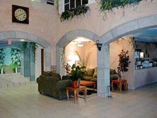 Hotel Comfort Inn & Suites