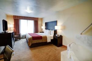 Hotel Comfort Inn & Suites