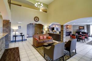 Hotel Comfort Inn & Suites
