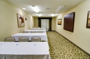 Hotel Comfort Inn & Suites