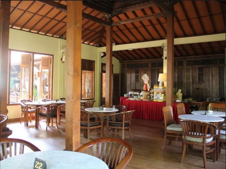 Hotel Besakih Beach Resort