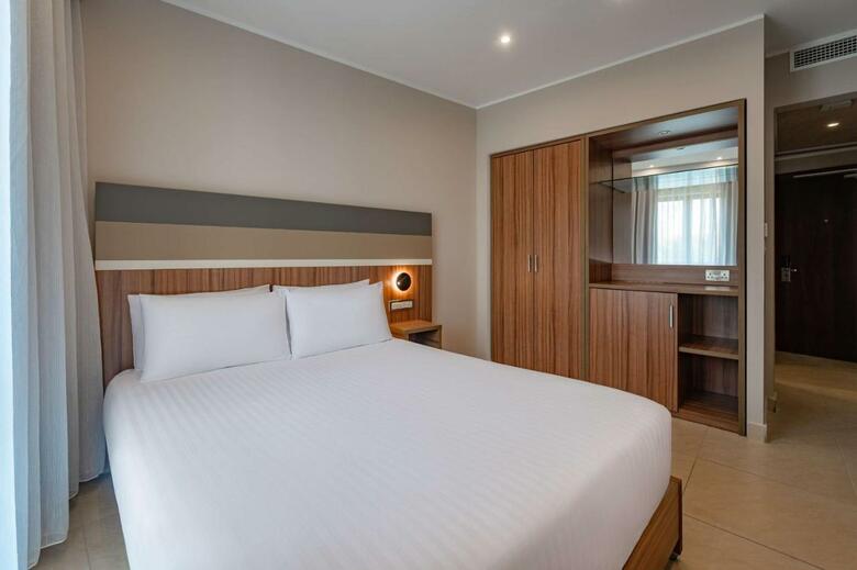 Hotel Doubletree By Hilton Malta