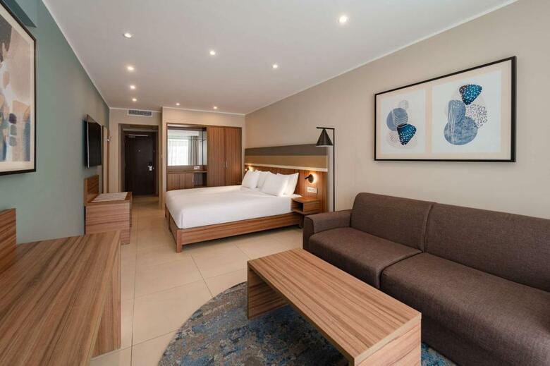 Hotel Doubletree By Hilton Malta