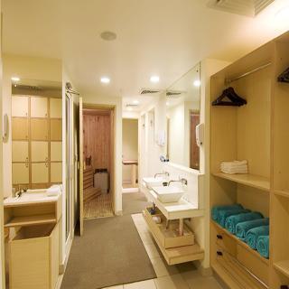 Hotel Avalon Courtyard Residences & Suites