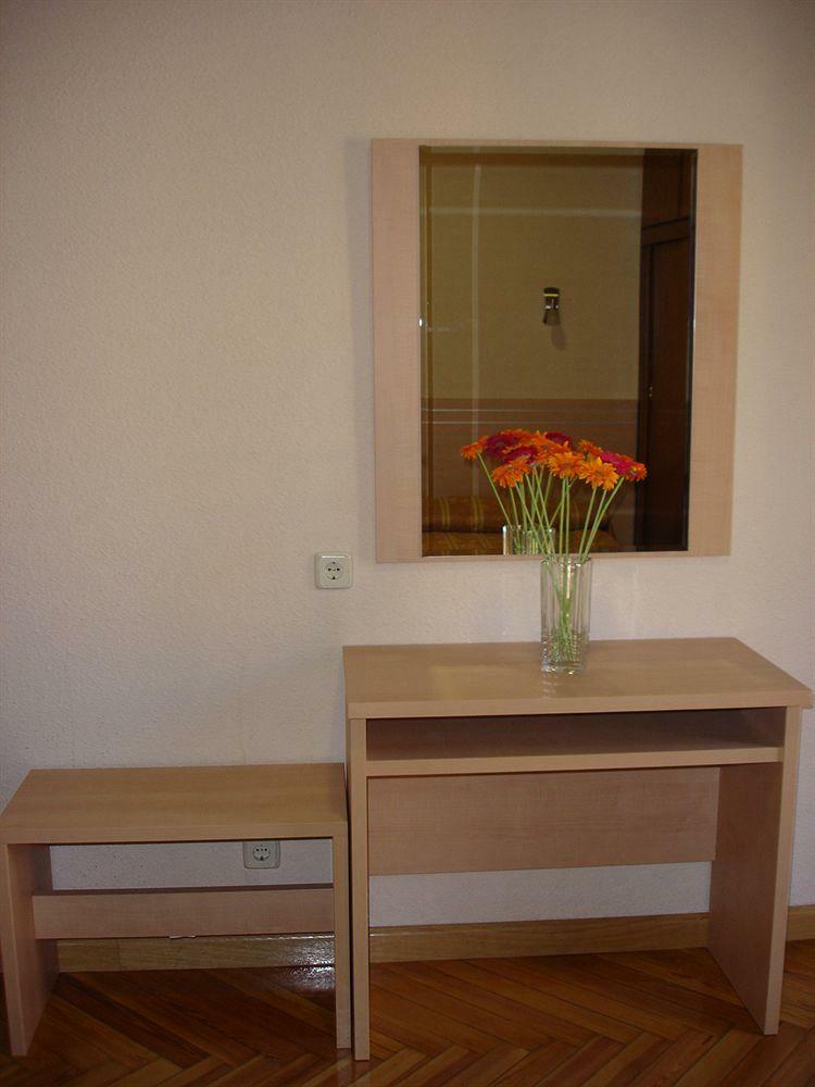 Hostal Avenida